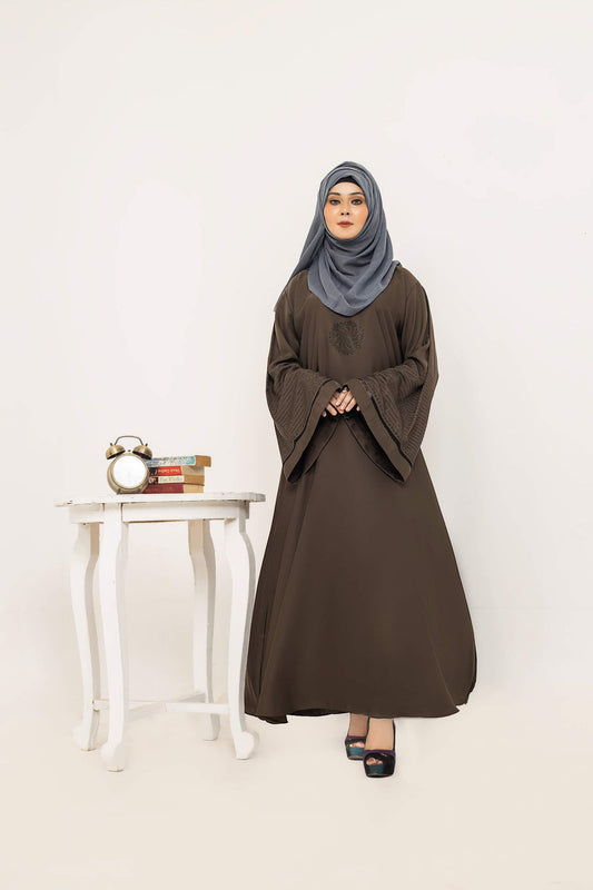 Full front view of butterfly sleeve abaya, stylish modest abaya for women, perfect for daily wear and occasions in Pakistan
