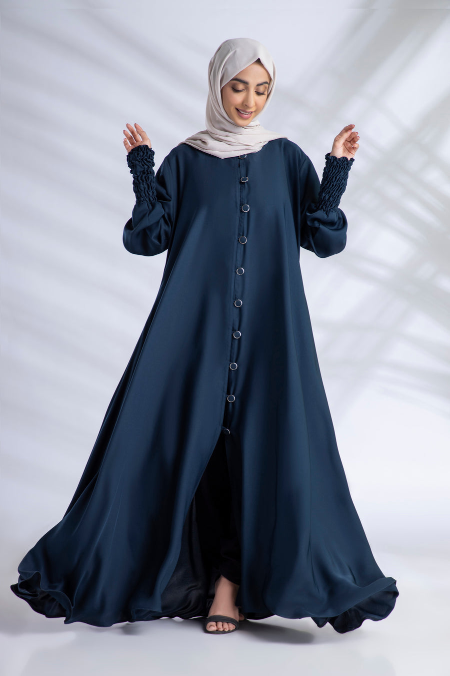 Open Abaya With Buttons Turkish Style Elastic Sleeves